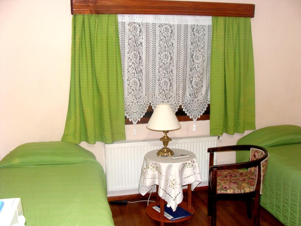 Hostal Victoria Пунта Аренас Стая снимка